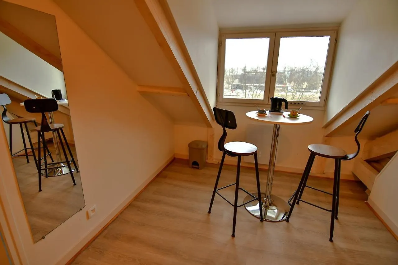 Residence Les Berges Du Cher 몽뤼꽁 아파트